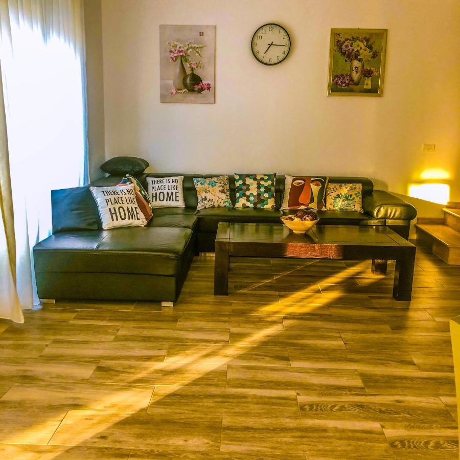 Hotel Casa Raira Barcani Exteriér fotografie